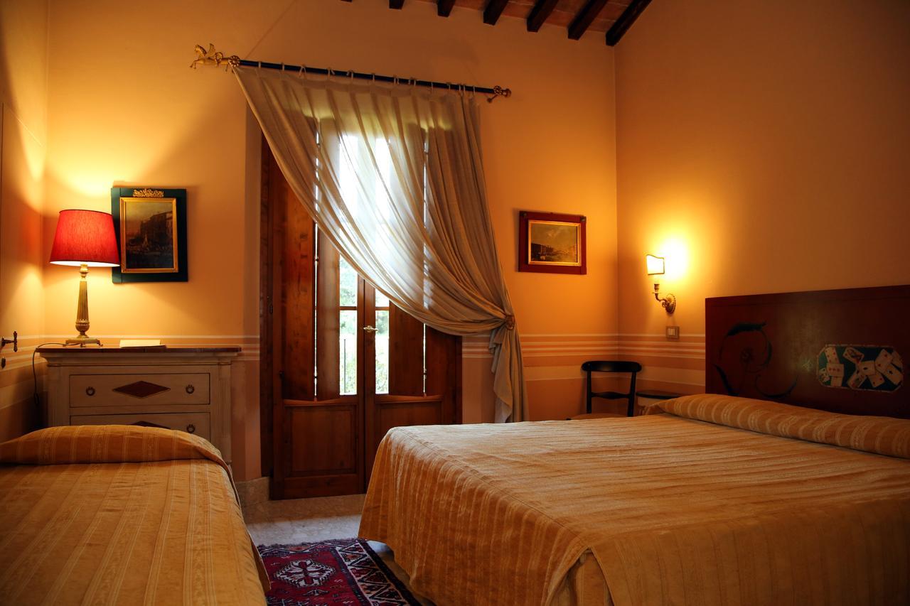 Hotel Il Piccolo Castello Monteriggioni Exterior foto